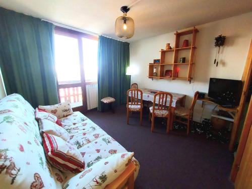 Appartement cosy à La Plagne avec balcon panoramique et accès pistes - FR-1-351-239