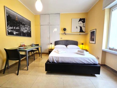 YR Apartments - Loreto - Walk to Metro & Shops