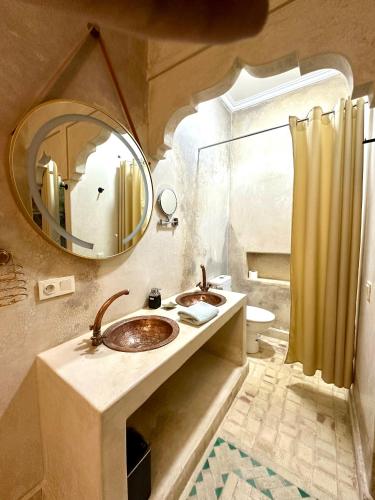 Un baño de Riad LALLA JIHANE