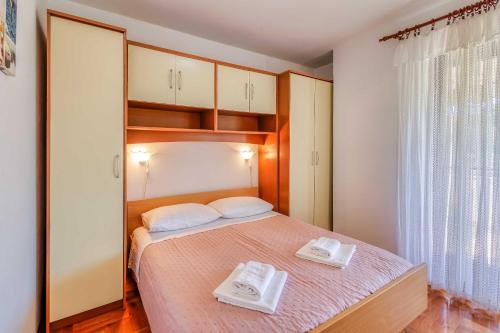 Apartment Biserka