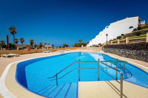 Oasis San Eugenio by Altamar Homes