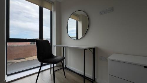 Richmond Row Apartments - Free On-Site Parking, WiFi & EV photo 172