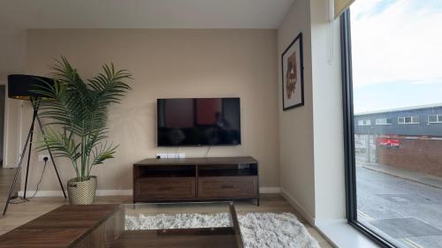 Richmond Row Apartments - Free On-Site Parking, WiFi & EV photo 175