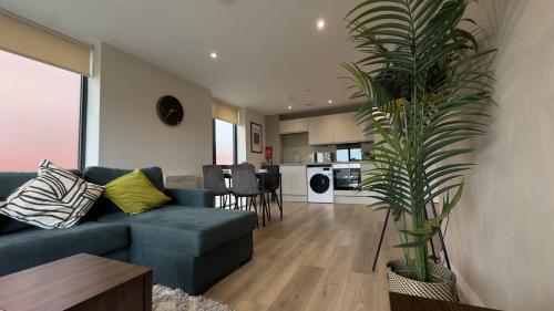 Richmond Row Apartments - Free On-Site Parking, WiFi & EV photo 164