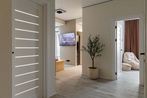 Modern 2-BR Balcony-View Apartment with Coffee Station and more - GrandStay