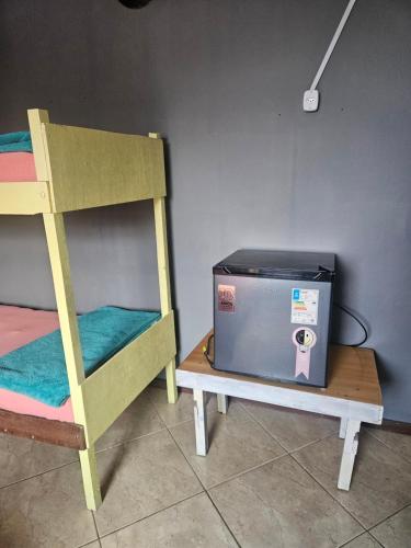 Μία ή περισσότερες κουκέτες σε δωμάτιο στο Hope Hostel Praia do Morro