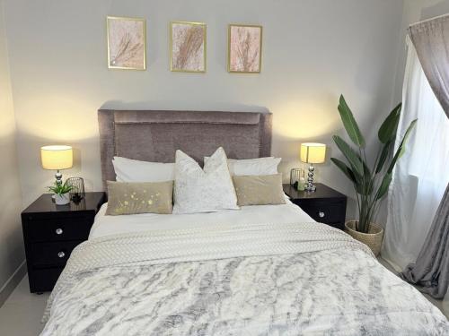 Katil atau katil-katil dalam bilik di Empire Investments Mbabane