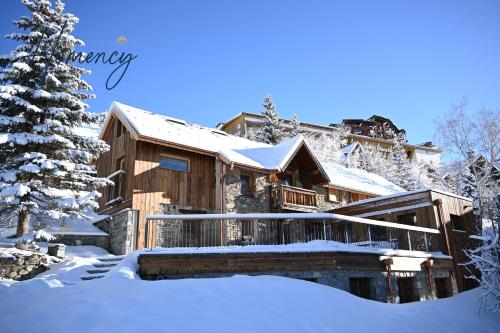 Homency - Chalet Eternel žiemą