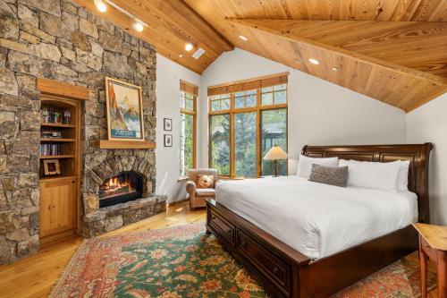 101 Park Avenue, Expansive Private Home in East Aspen, Walking Distance to Town photo 2