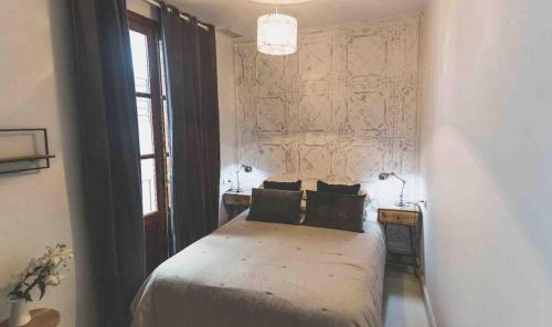 Licensed Boho Chic Apt by Mercado de Triana