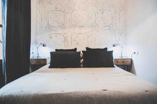 Licensed Boho Chic Apt by Mercado de Triana