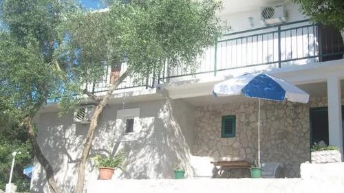 Apartments with parking space Trpanj, Peljesac - 15976