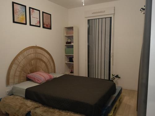 Katil atau katil-katil dalam bilik di Mina Home