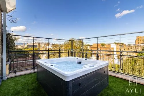 AYLI - Kensington photo 221