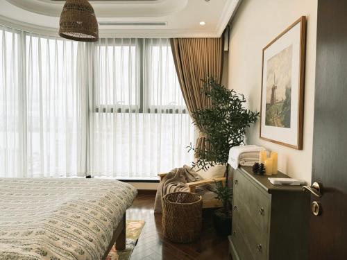 Giường trong phòng chung tại Lakeview 3Bedroom FarmhouseStyle Special Promo