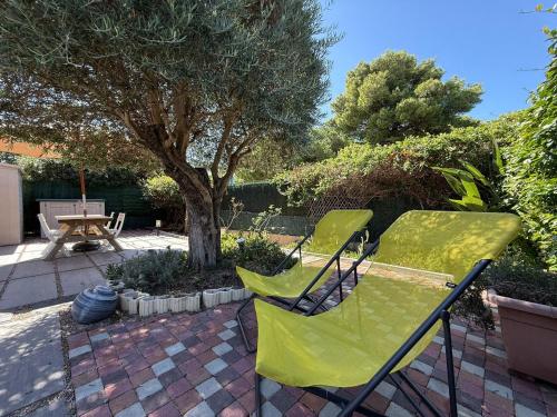 Appartement T2 avec Jardin et Parking Proche Plage - FR-1-309-543
