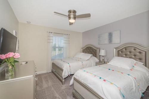 Stunning Townhouses 5 Minutes away Disney! photo 56