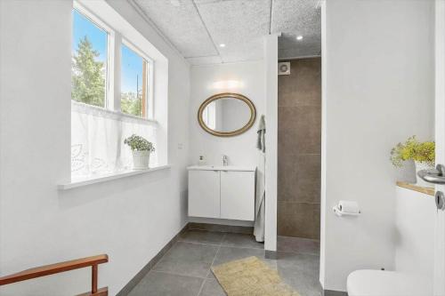Et badeværelse på 4789-Ronne-Stampen-Vej-2-Hus-22