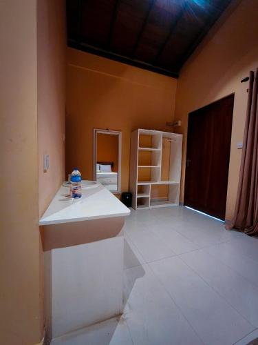 Postel nebo postele na pokoji v ubytování Sooriya Resort Kandy