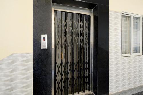 Fotografie z fotogalerie ubytování HOTEL O DOLPHIN LUXURY AC ROOMS v destinaci Hajdarábád