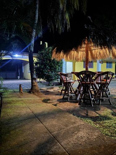 Un jardín fuera de Guest House Veracruz