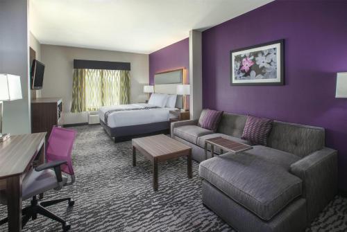 O zonă de relaxare la La Quinta by Wyndham NW Tucson Marana