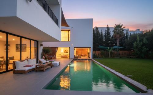 Villa Palawan Gammarth - Your Bali-Inspired Paradise & Tropical Haven