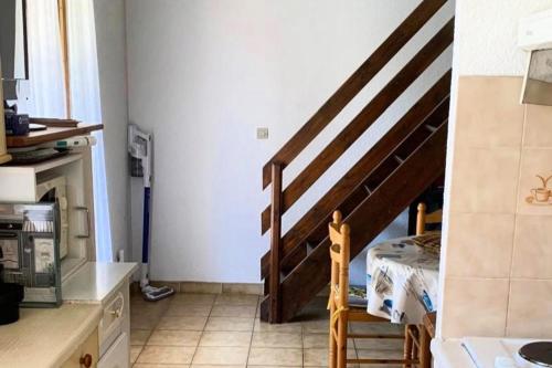 Beautiful house for 5 with swimming pool