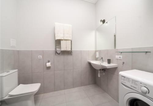 Ένα μπάνιο στο Green Apartments