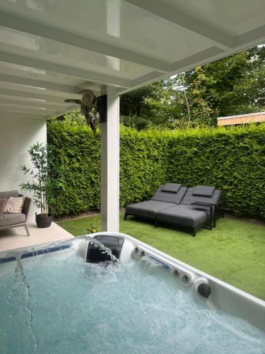 Foto Wellness Studio Tiel met sauna en jacuzzi 4