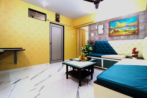 Gallery image of Pinaki Vile parle west in Mumbai