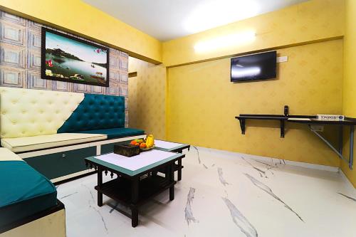 Gallery image of Pinaki Vile parle west in Mumbai