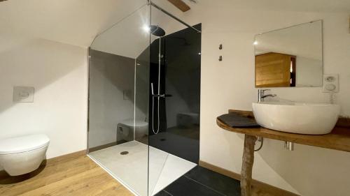 0med Spacieux appartement Les Menuires skis aux pieds