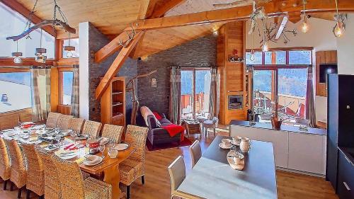 0med Spacieux appartement Les Menuires skis aux pieds