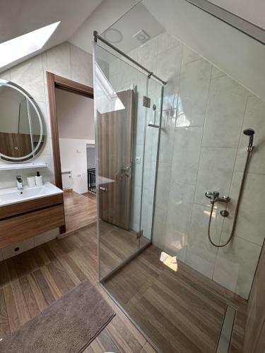 Ένα μπάνιο στο Duplex Apartman Marina Zlatibor