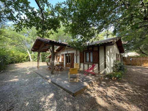 Villa 3 chambres pour 6 personnes à Soustons avec parking - FR-1-379-150