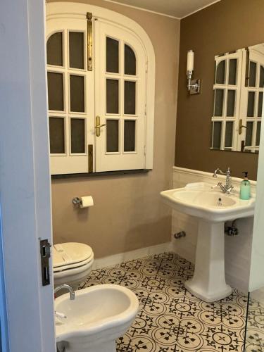 Bagno di LUXURY VILLA Vittorianna Etna- Taormina & Seaview with Pool