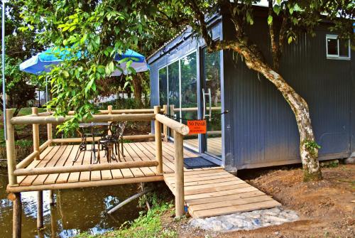 Hotel Campestre Lagos de Venecia - Chalet, glamping, camping y overlandingにある庭