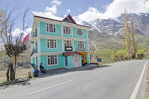 Gallery image of Hotel O Keylong Inn in Manāli