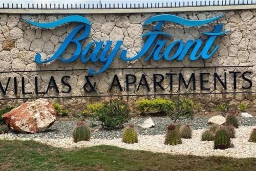 Spacious two bedrooms with sea and city view