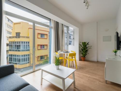 Ferreras Suites Las Canteras