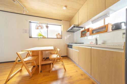 A unique cozy townhouse perfect for up to 5 guests