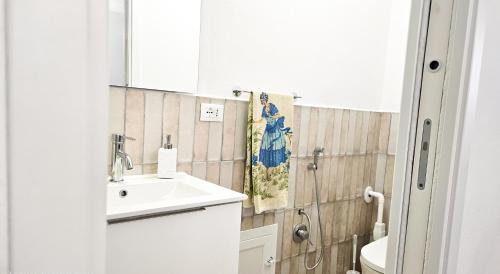 Ванная комната в Jasmine House il tuo rifugio centro di Ustica