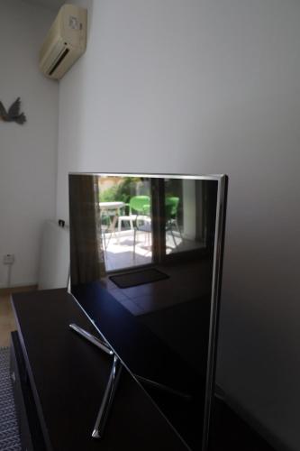 Φωτογραφία από το άλμπουμ του Beach Front Apartment σε Strovolos