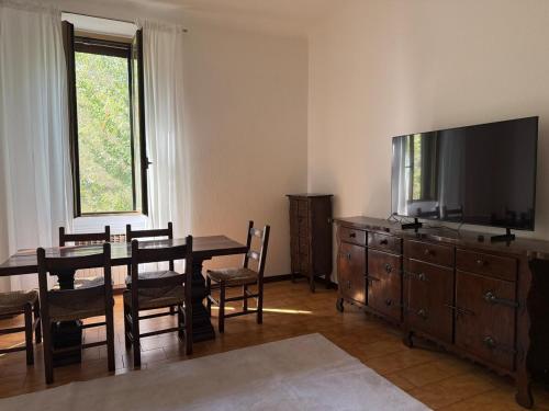 70s Vibes Milan Flat Close to Bocconi University