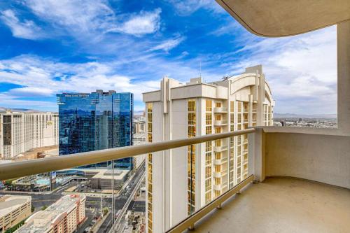 Ban công/sân hiên tại MGM Balcony 12821