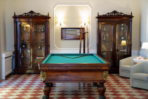 Τραπέζι μπιλιάρδου στο Casa Isabella Exclusive Hotel