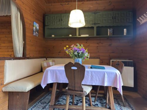 Φωτογραφία από το άλμπουμ του Blockhaus mitten in der Natur, cleaning included σε Eschede