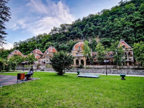 Κήπος έξω από το Apartament Serenity