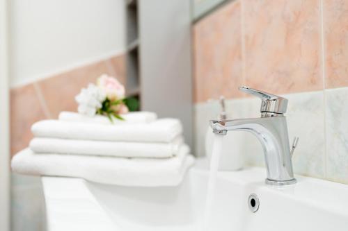 Bilik mandi di Amarin Pisa Apartment